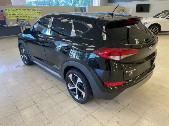 Used 2017 Hyundai Tucson Sport FWD image 6