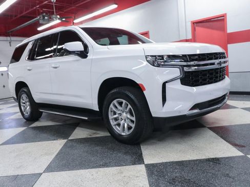 Used 2024 Chevrolet Tahoe LS AWD/4WD image 2
