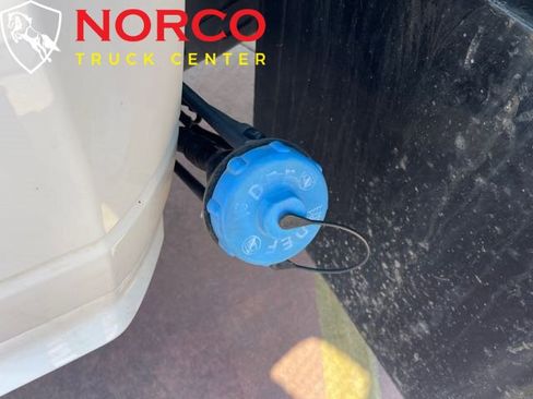 Used 2021 RAM 5500 Tradesman image 9