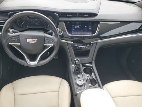 Certified 2020 Cadillac XT6 Sport AWD/4WD image 14