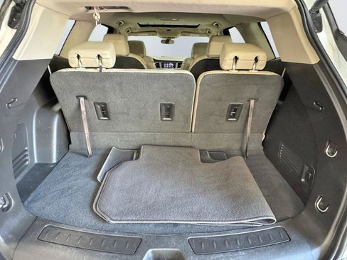 Used 2020 Buick Enclave Essence FWD image 23