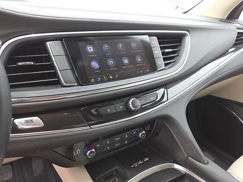 Used 2024 Buick Enclave Essence w/ Experience Buick Package FWD image 24