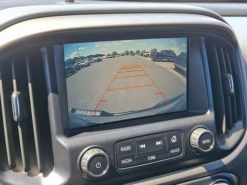 Used 2016 Chevrolet Colorado Z71 AWD/4WD image 18