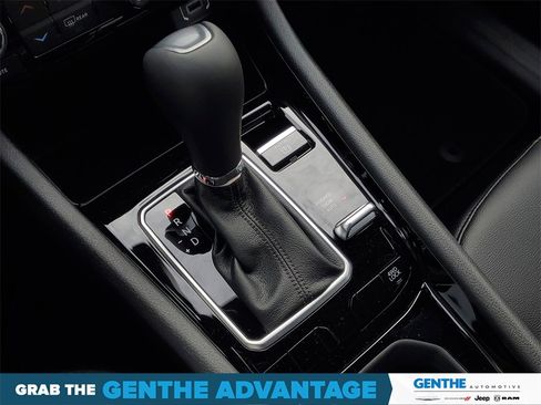 Used 2026 Jeep Compass Limited image 23