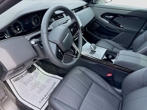 New 2026 Land Rover Range Rover Evoque S AWD/4WD image 9