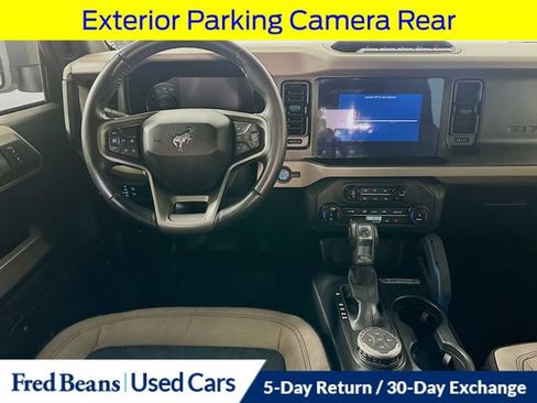 Certified 2022 Ford Bronco Wildtrak AWD/4WD image 28
