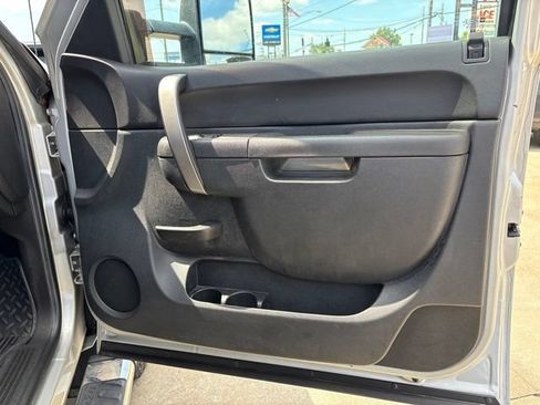 Used 2011 Chevrolet Silverado 3500 LT w/ Interior Plus Package AWD/4WD image 20