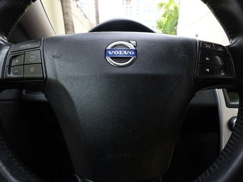 Used 2012 Volvo C70 T5 FWD image 40