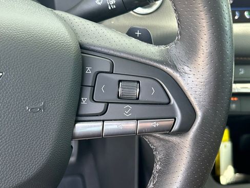 Used 2023 Cadillac XT4 Sport FWD image 25
