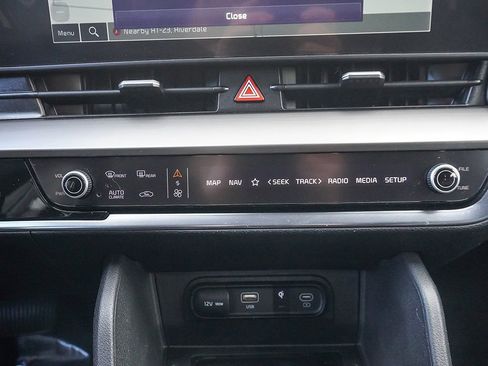 Used 2023 Kia Sportage EX image 50