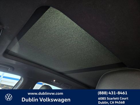 Used 2020 Volkswagen Atlas Cross Sport SEL Premium AWD/4WD image 17