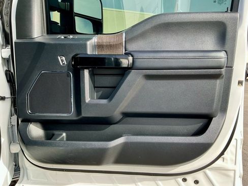 Used 2020 Ford F250 Lariat w/ Lariat Ultimate Package image 22