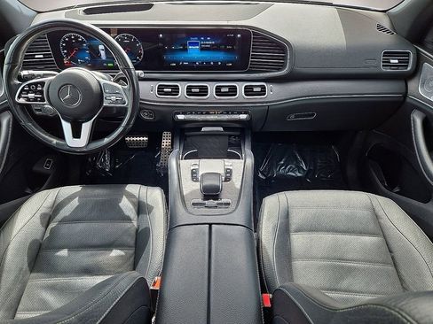 Used 2021 Mercedes-Benz GLS 580 4MATIC image 17