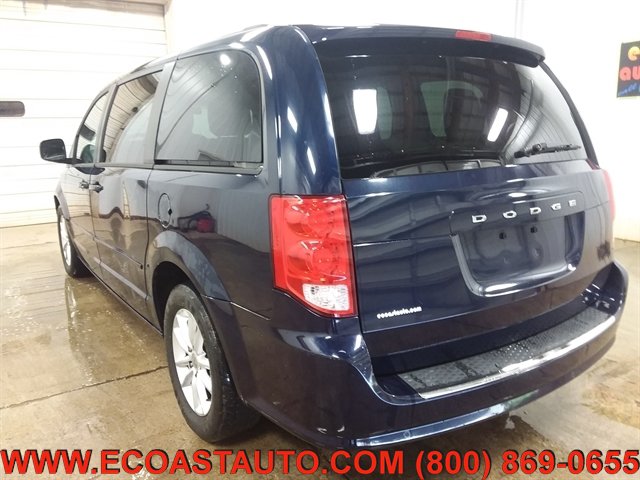 Used 2014 Dodge Grand Caravan SXT w/ Rear Park Assist Package FWD image 6
