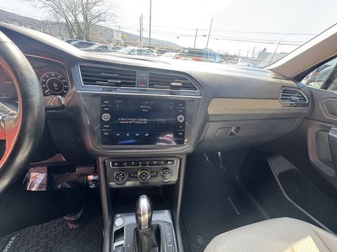 Used 2019 Volkswagen Tiguan SEL AWD/4WD image 36