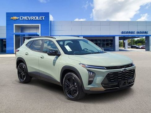 New 2026 Chevrolet Trax ACTIV w/ Driver Confidence Package FWD image 1