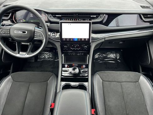 Used 2023 Jeep Grand Cherokee Trailhawk w/ Advanced Protech Group II image 12