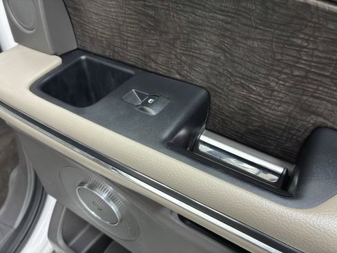 Used 2018 Ford Expedition Limited w/ Equipment Group 302A image 45