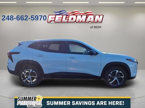 Used 2024 Chevrolet Trax RS FWD image 7