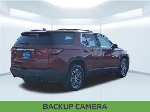 Used 2023 Chevrolet Traverse LT image 5