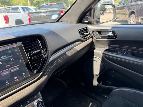 Used 2023 Dodge Durango R/T w/ Hemi Orange Plus Package AWD/4WD image 24