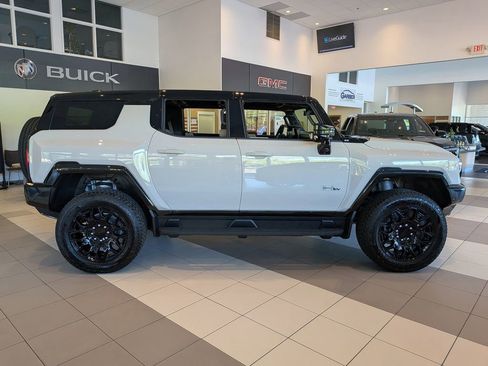 New 2026 GMC Hummer EV SUV AWD/4WD image 3