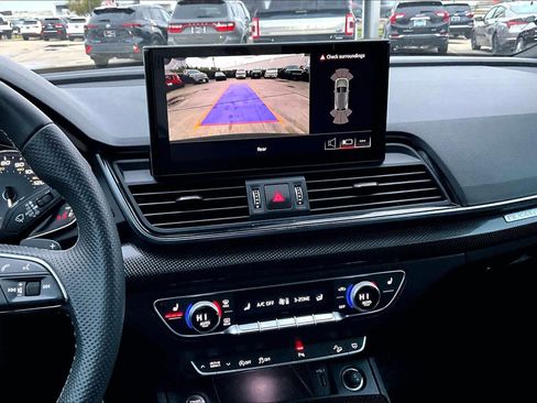 Used 2022 Audi SQ5 Premium image 6