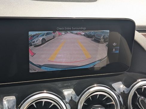 Certified 2023 Mercedes-Benz GLA 250 4MATIC image 8
