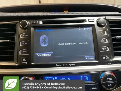 Used 2016 Toyota Highlander Limited Platinum image 21