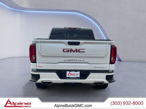 Used 2022 GMC Sierra 1500 Denali w/ Technology Package AWD/4WD image 4