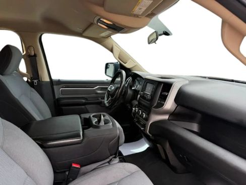 Used 2019 RAM 1500 Big Horn AWD/4WD image 16