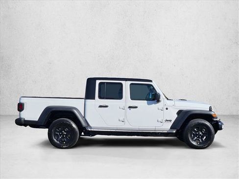 New 2026 Jeep Gladiator Sport AWD/4WD image 5
