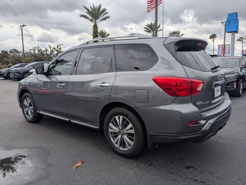 Used 2020 Nissan Pathfinder SL w/ Cargo Package image 6