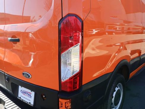 Used 2019 Ford Transit 150 148 Low Roof RWD image 24