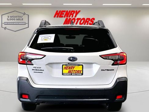 Used 2024 Subaru Outback Onyx Edition AWD/4WD image 5