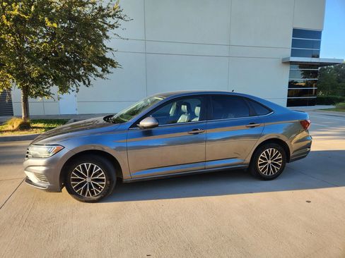 Used 2020 Volkswagen Jetta SE image 10