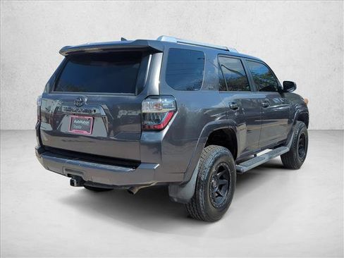 Used 2018 Toyota 4Runner SR5 RWD image 5