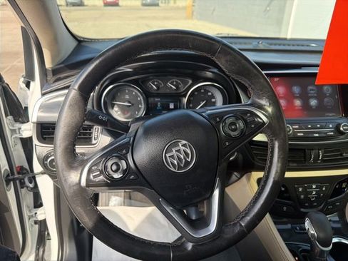 Used 2017 Buick Envision Essence image 8