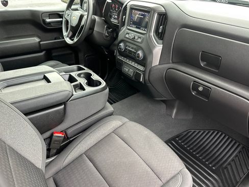 Certified 2024 Chevrolet Silverado 1500 Custom w/ Turbomax Blackout Package image 18