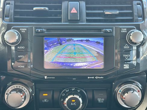 Used 2016 Toyota 4Runner Trail Premium AWD/4WD image 34