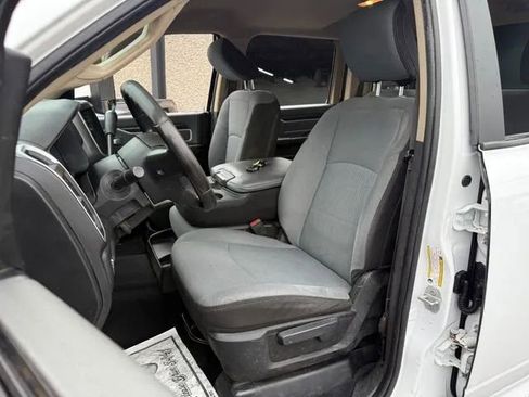 Used 2019 RAM 2500 Big Horn image 18