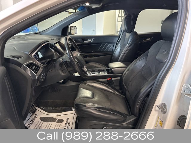 Used 2019 Ford Edge ST w/ Convenience Package AWD/4WD image 12