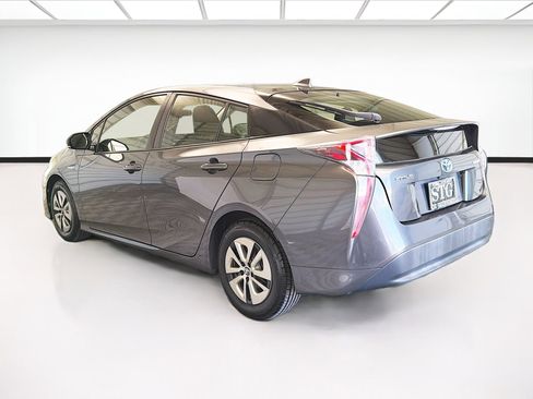 Used 2017 Toyota Prius Three w/ Carpet Mat Package FWD image 6