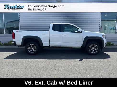 Used 2016 Chevrolet Colorado Z71 AWD/4WD image 2