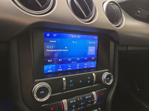 Used 2020 Ford Mustang GT Premium w/ Black Accent Package RWD image 19