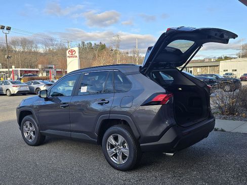 New 2025 Toyota RAV4 XLE image 6