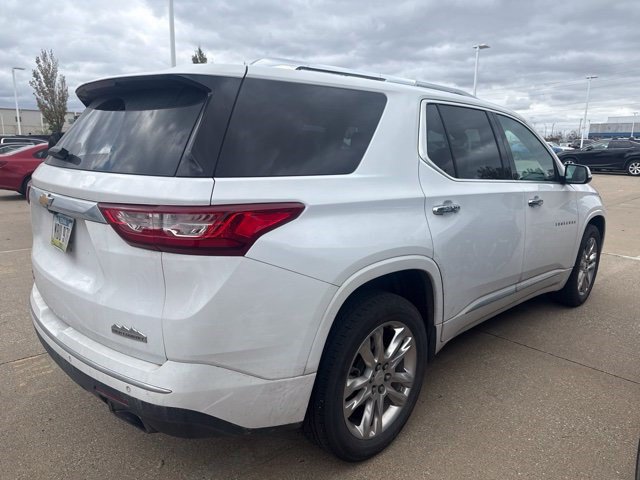Used 2018 Chevrolet Traverse High Country AWD/4WD image 3