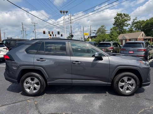 Used 2024 Toyota RAV4 XLE AWD/4WD image 5