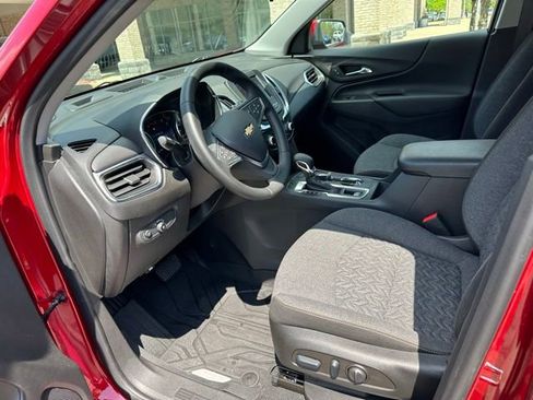 Used 2023 Chevrolet Equinox LT FWD image 13