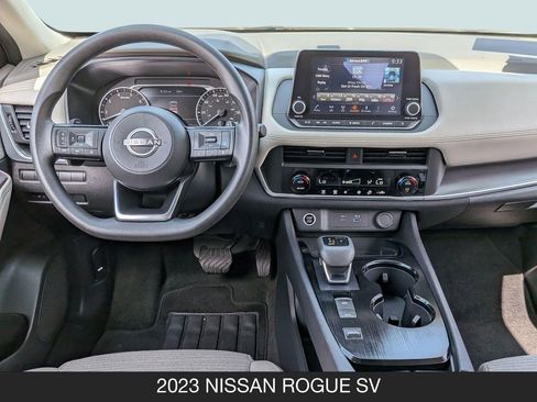 Used 2023 Nissan Rogue SV FWD image 13